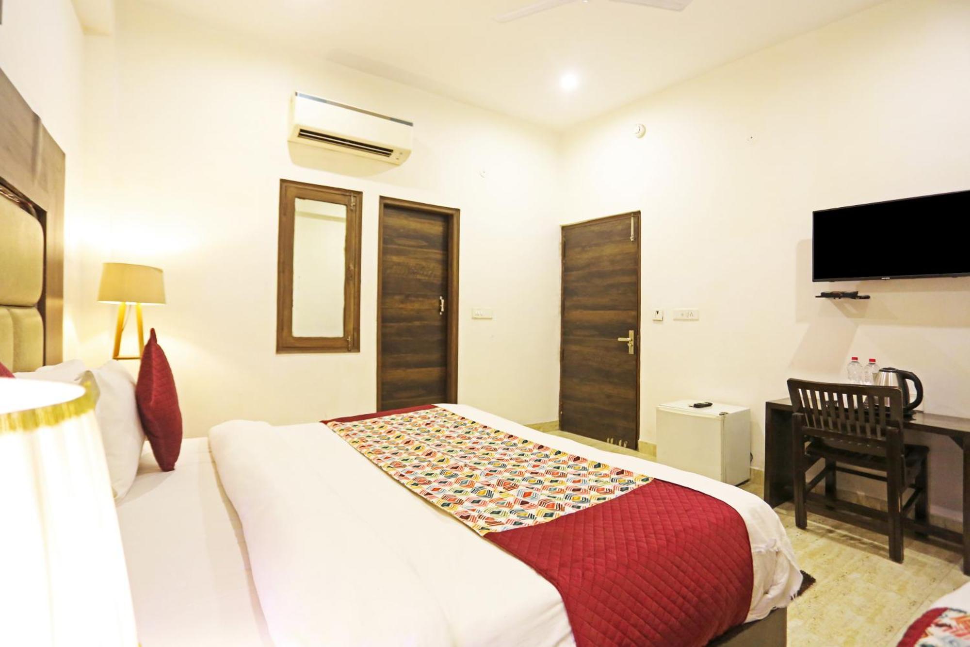 Hotel The Kiara Near Delhi Airport New Delhi Ngoại thất bức ảnh